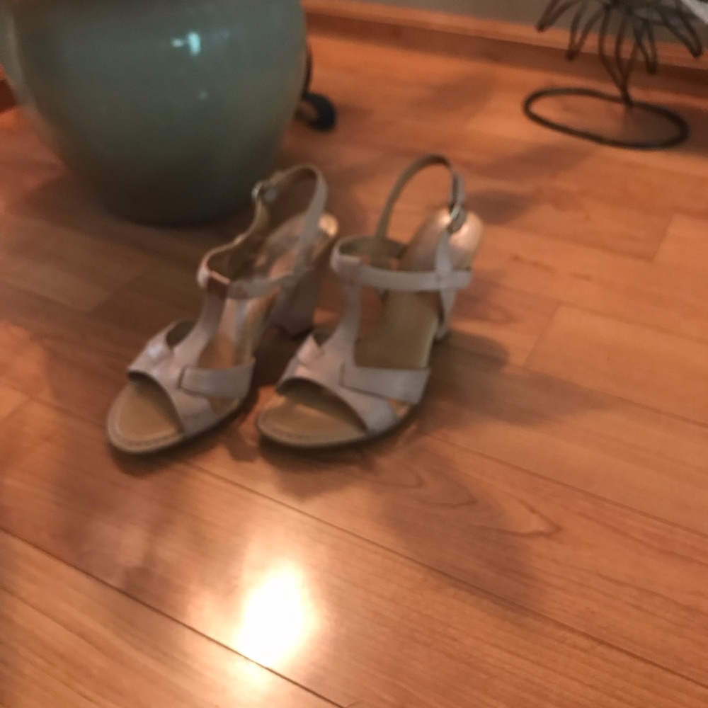 EUC leather wedges